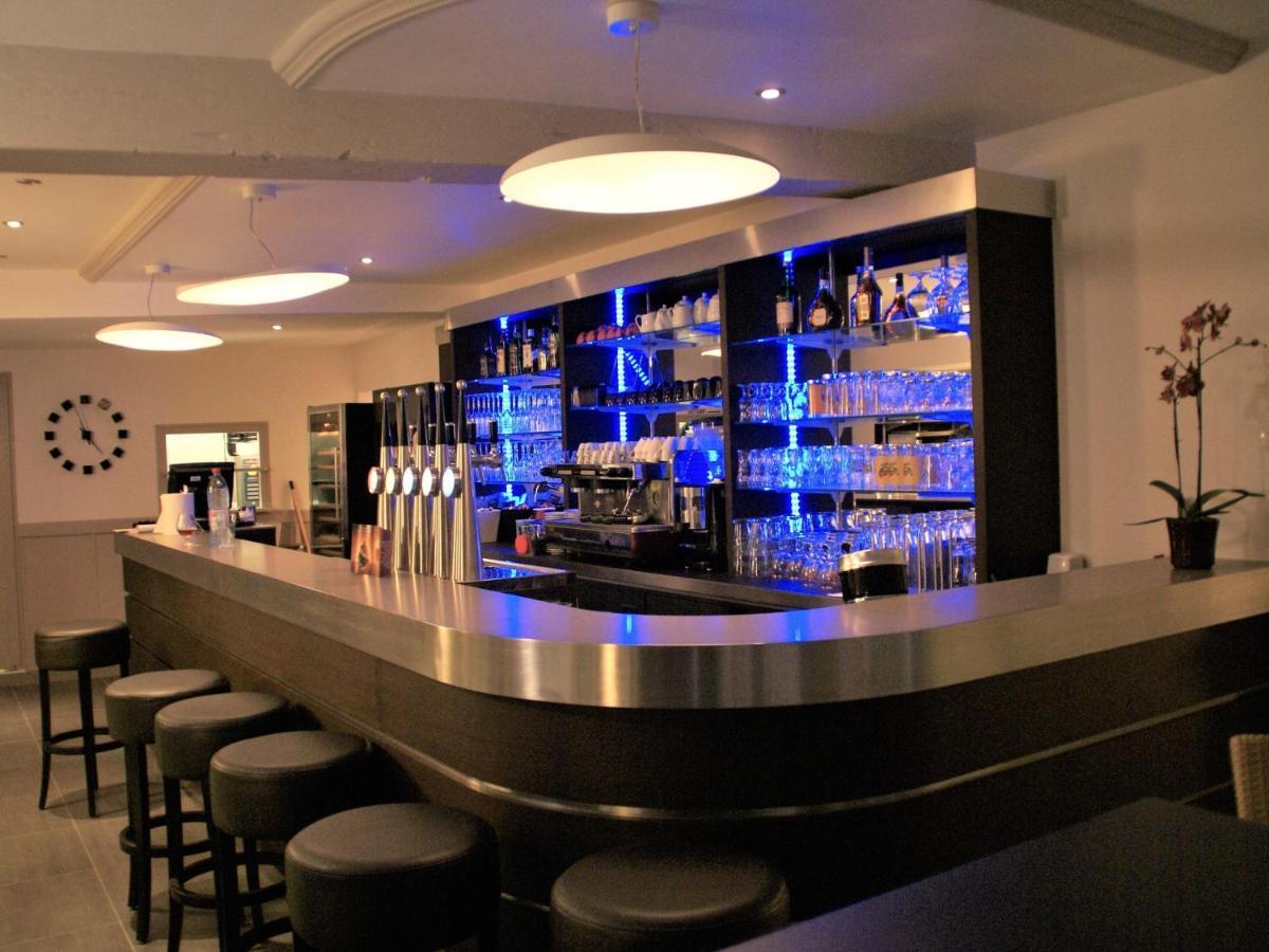 Hotel Du Cafe Des Arts Chinon Dış mekan fotoğraf
